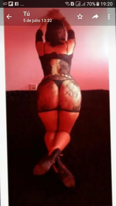 Leila 18